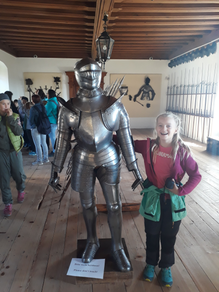 1.Projekttag der 4. Klassen - Besuch auf der Rosenburg