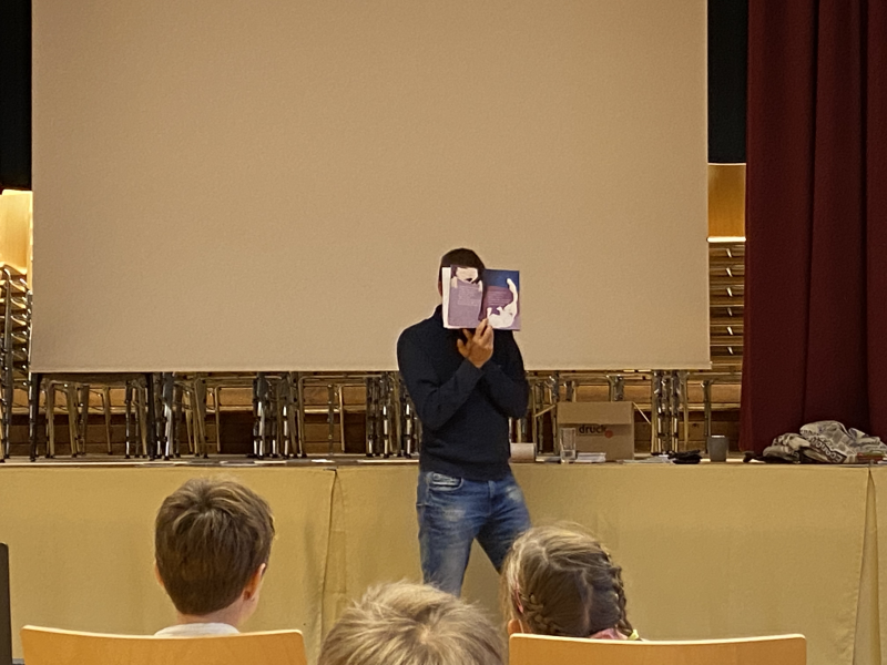 Lesung mit Hannes Hörndler