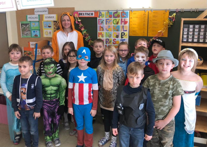 Fasching im Turnsaal