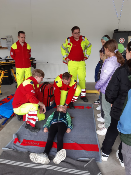 Besuch bei der Rettungsstelle des ASBÖ
