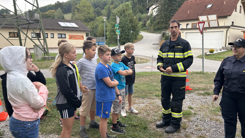 Lehrausgang zur Feuerwehr 🚒