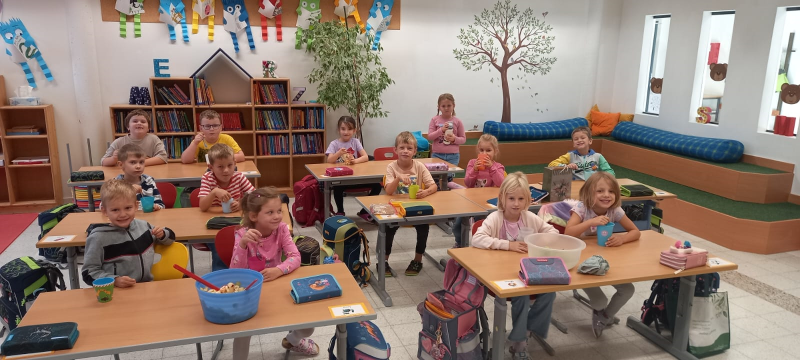 Kleine Köche in der Vorschulklasse
